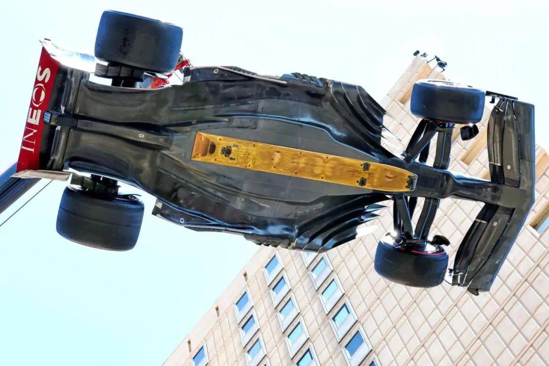 F1赛车:早读 | 从飞机起飞后的“脏气流”说起F1赛车，是什么将F1赛车牢牢“吸”在赛道上？